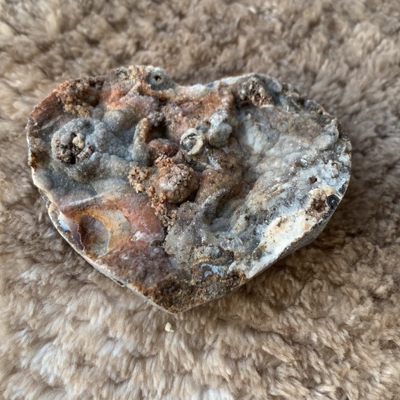 Chalcedony heart crystals bundle - Picture 4 of 7